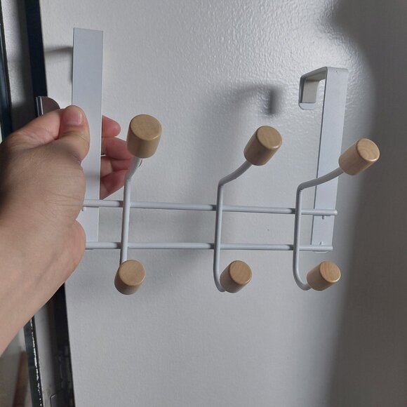 Beautiful Durable Practical Ideal Home Over The Door Hooks 6 HOOKS - Picture 9 of 9